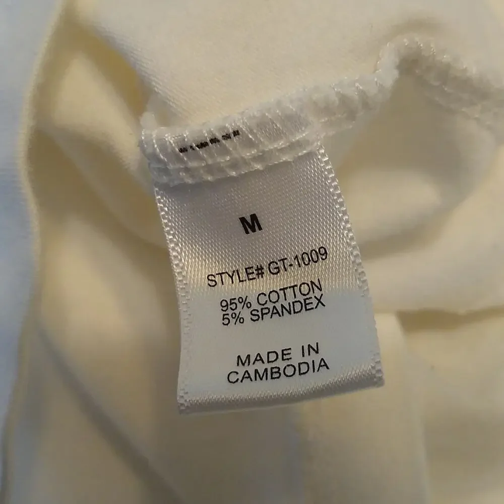 Zenana Outfitters women's size medium White T-shirt. Casual.